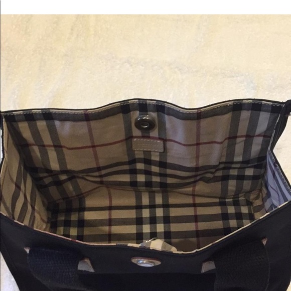 Burberry tote - Picture 4 of 8